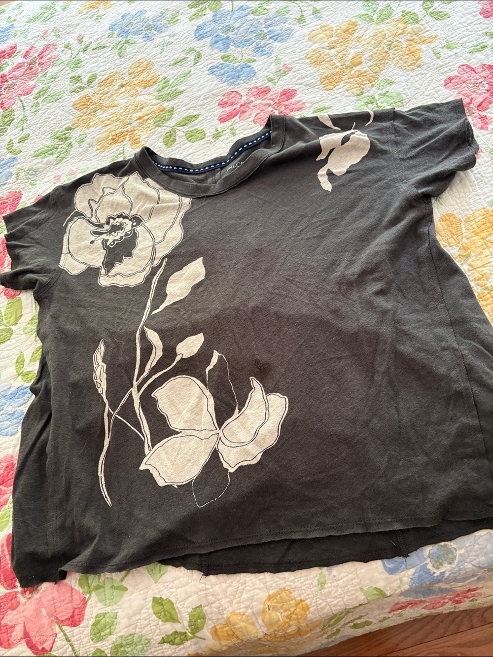 Pilcro black flora pattern